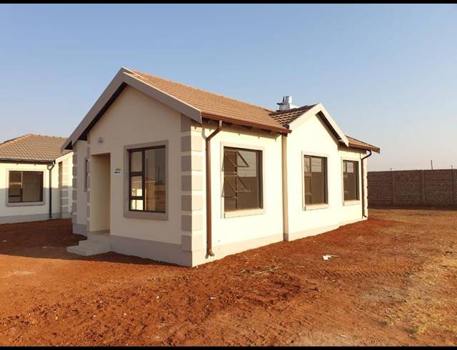 2 BEDROOM HOUSE FOR SALE IN WINDMILL PARK